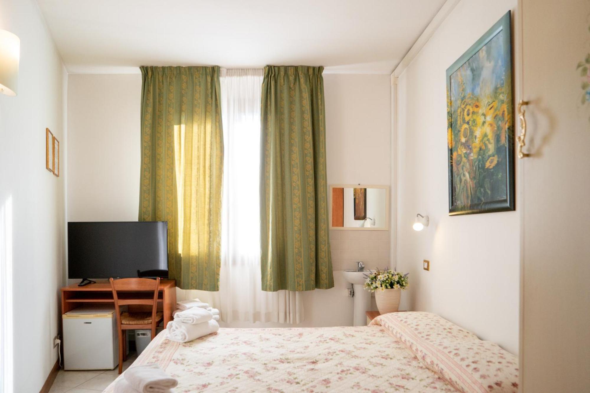 Hotel New Aurora Venice Marghera Exterior photo